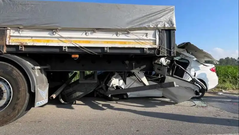 Sakarya'da Meydana Gelen Feci Kaza: Acı Son!