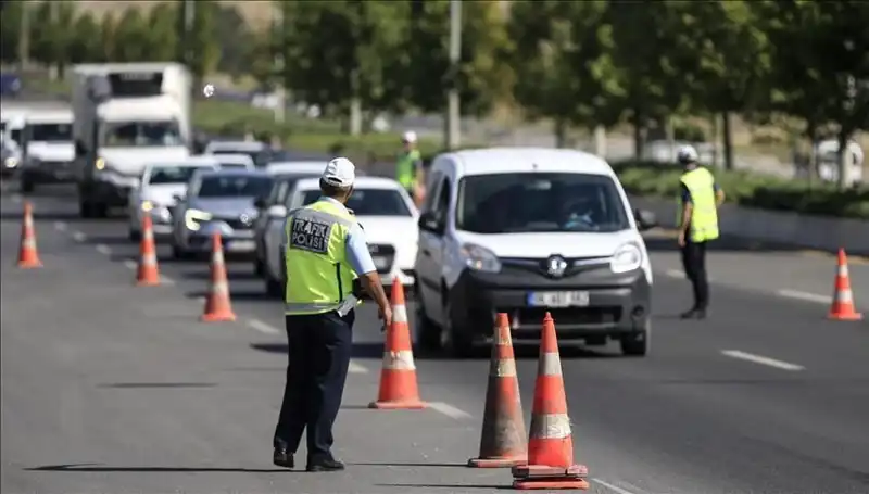 Konvoy Oluşturup Tüneli Kapattılar: Neden Bu Protesto?