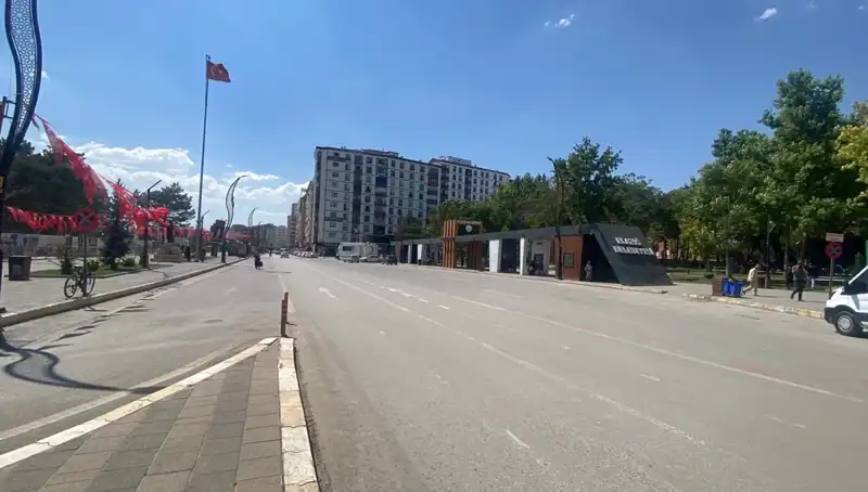 Elazığ'da Sokaklar Neden Boş Kaldı? Yerel Gelişmelerin Sebepleri