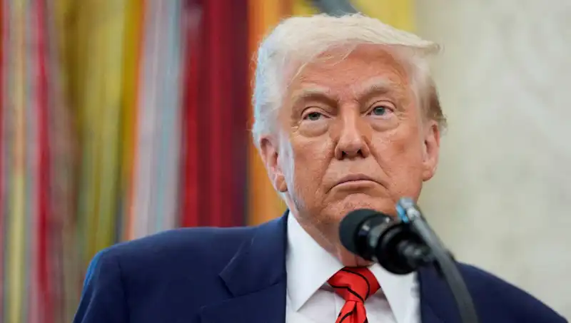 Trump G7 Zirvesi'ni Neden Erken Tercih Etti? Acil Beyaz Saray Toplantısı