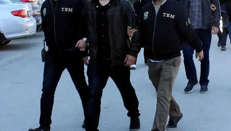 İstanbul'da Terör Operasyonu: 14 Kişi Gözaltına Alındı
