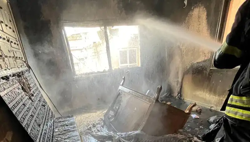 Mersin'de Apartman Dairesinde Korkutan Yangın: Olayın Detayları