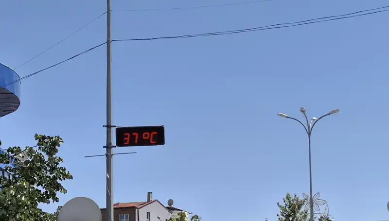 Sıcak Hava Dalgası: İlçede Termometreler 38 Derecelere Ulaştı!