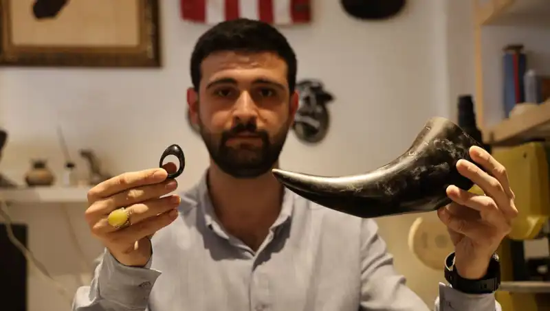 Türk Savaşçıların Gizli Gücü: Manda Boynuzundan Yapılan Özel Ekipman