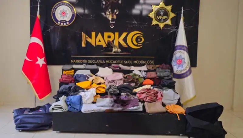 32 Kilo Metamfetaminle Yakalanan Şüpheli: Uyuşturucu Ticareti Çetelerinin Peşinde Mi?