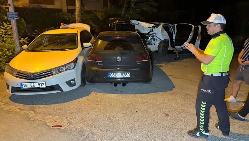 Alkollü Sürücüyle Gelen Korku Dolu Anlar: Üç Araca Çarpıp Kaçtı!