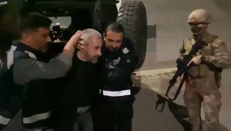 Kardeş Katili Yakalandı: 213 Saatlik Görüntü, Suçu Aydınlattı
