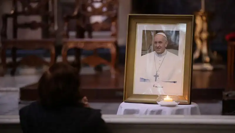 Papa Francis’in Vasiyeti ve Cenaze Ayrıntıları: Beklenmedik Detaylar Ortaya Çıktı