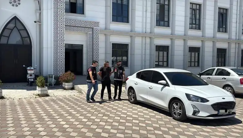 Kocaeli'de Şok Cinayet: Katil Zanlısı Hızla Tutuklandı!
