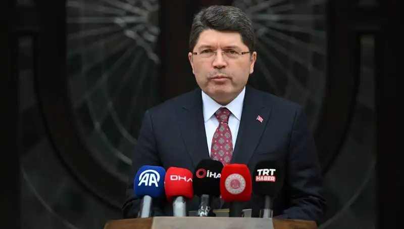 İmralı Heyeti Adalet Bakanı Tunç ile Önemli Görüşme Gerçekleştirecek