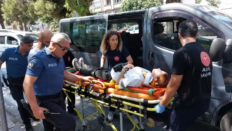 Samsun'da Feci Kaza! Minibüs Kamyona Çarparak Dehşet Saçtı