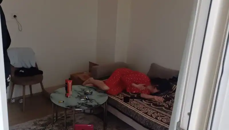 Birlikte Yaşayan Adamın Korkunç Sırrı: Dehşet Anları Ortaya Çıktı!