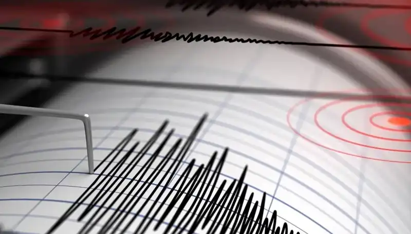 Manisa'da Meydana Gelen 4 Büyüklüğündeki Deprem Geceyi Korkuyla Geçirdi