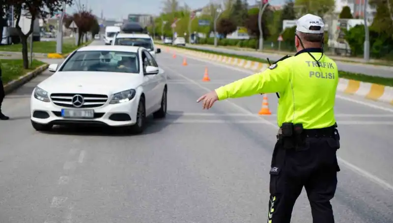 2025 Trafik Cezalarında Şok Artış: Yeni Düzenlemeler Neler Getiriyor?