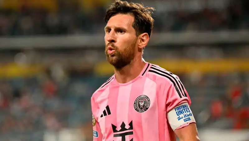 Messi, Yeni Takımında İlk Maçında Beraberlik Yaşadı: Agonize Edici Anlar!