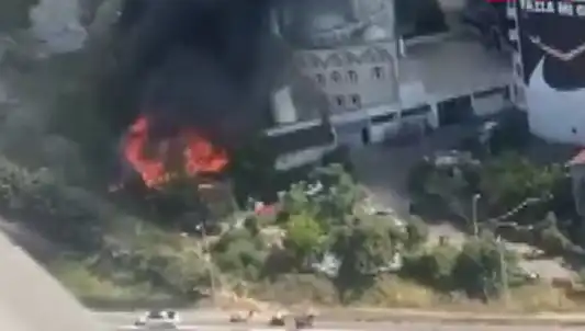 Kağıthane'de Korkutan Yangın: Gökyüzünü Saran Dumanlar ve Panik Anları