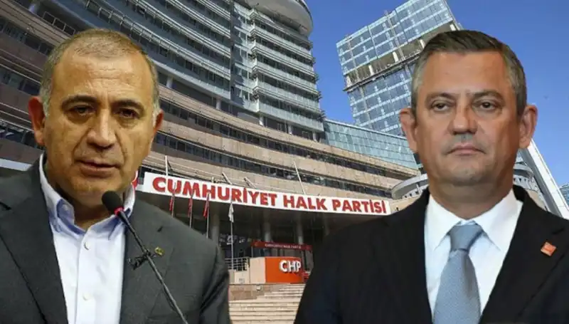 CHP Kuruluş Töreninde Özgür Özel, Tekin ile Tarihi Bir Buluşma Gerçekleştirecek