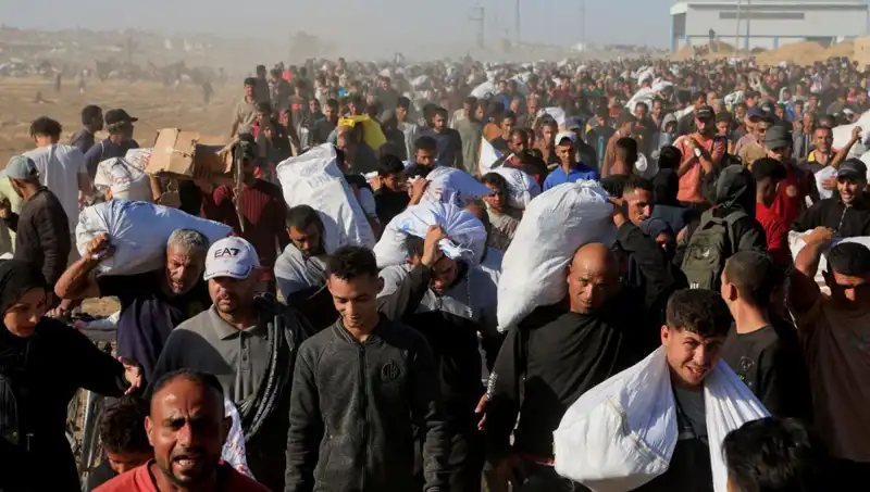 İsrail Ordusu’ndan Han Yunus’a Operasyon: 15 Kilometrelik Kuşatma Koridoru Açıldı