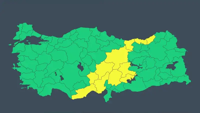 11 İlde Sağanak ve Fırtına Uyarısı: Zor Geçen Günler Geliyor!