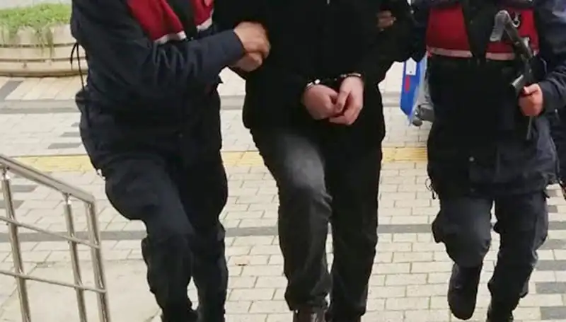 Trabzon'da 6 Firari Hükümlü Operasyonu: Suçlular Ele Geçirildi!