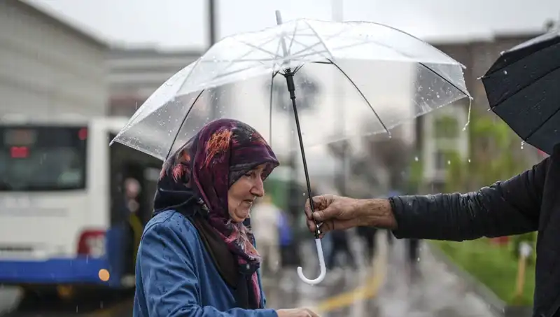 Türkiye'de Hava Durumu: Gök Gürültülü Sağanak Yağışlar Geliyor!