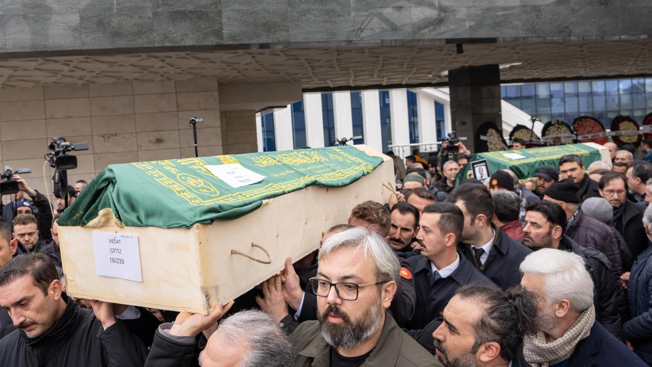 Bolu faciasında hayatını kaybedenler son yolculuklarına uğurlandı