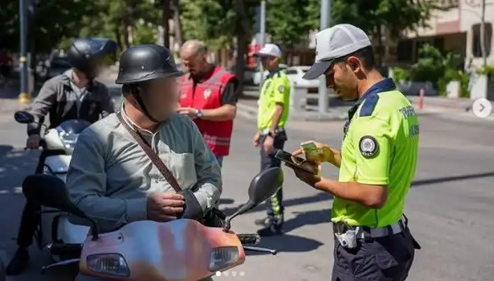 Isparta'da Yoğun Trafik Denetimleri ile Güvenliğinizi Artırıyoruz!